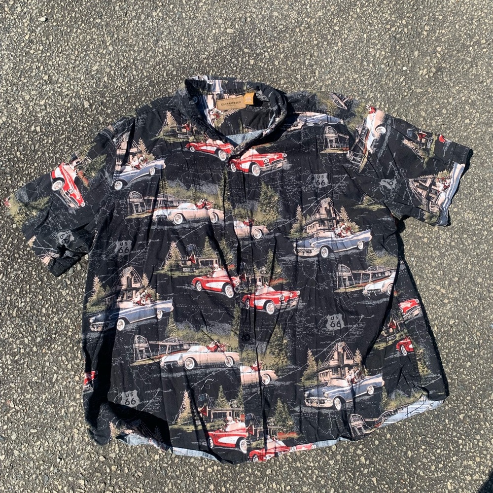 Clearwater Outfitters Mens XXL Santa  Classic Cars Button Down Short Sleeve